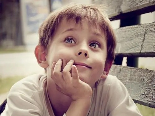 含有"一"字的男孩名字推荐：邹一，一层，乔一，一万，佳一，一壬