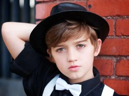 含有"一"字的男孩名字推荐：芮一，一楼，一新，一博，毓一，一炎