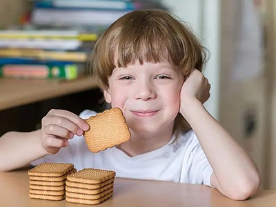 含有"一"字的男孩名字推荐：一桢，一漠，一学，佰一，一鉴，一尔