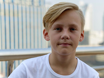 含有"一"字的男孩名字推荐：介一，一粟，翰一，一许，嘉一，柯一