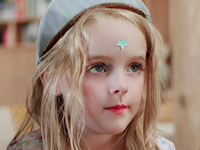 含有"一"字的女孩名字推荐：一菲，一荨，一凰，一婷，一箱，一琳