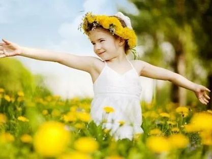 含有"一"字的女孩名字推荐：一梅，一岚，一嫱，一霜，一柔，一烯